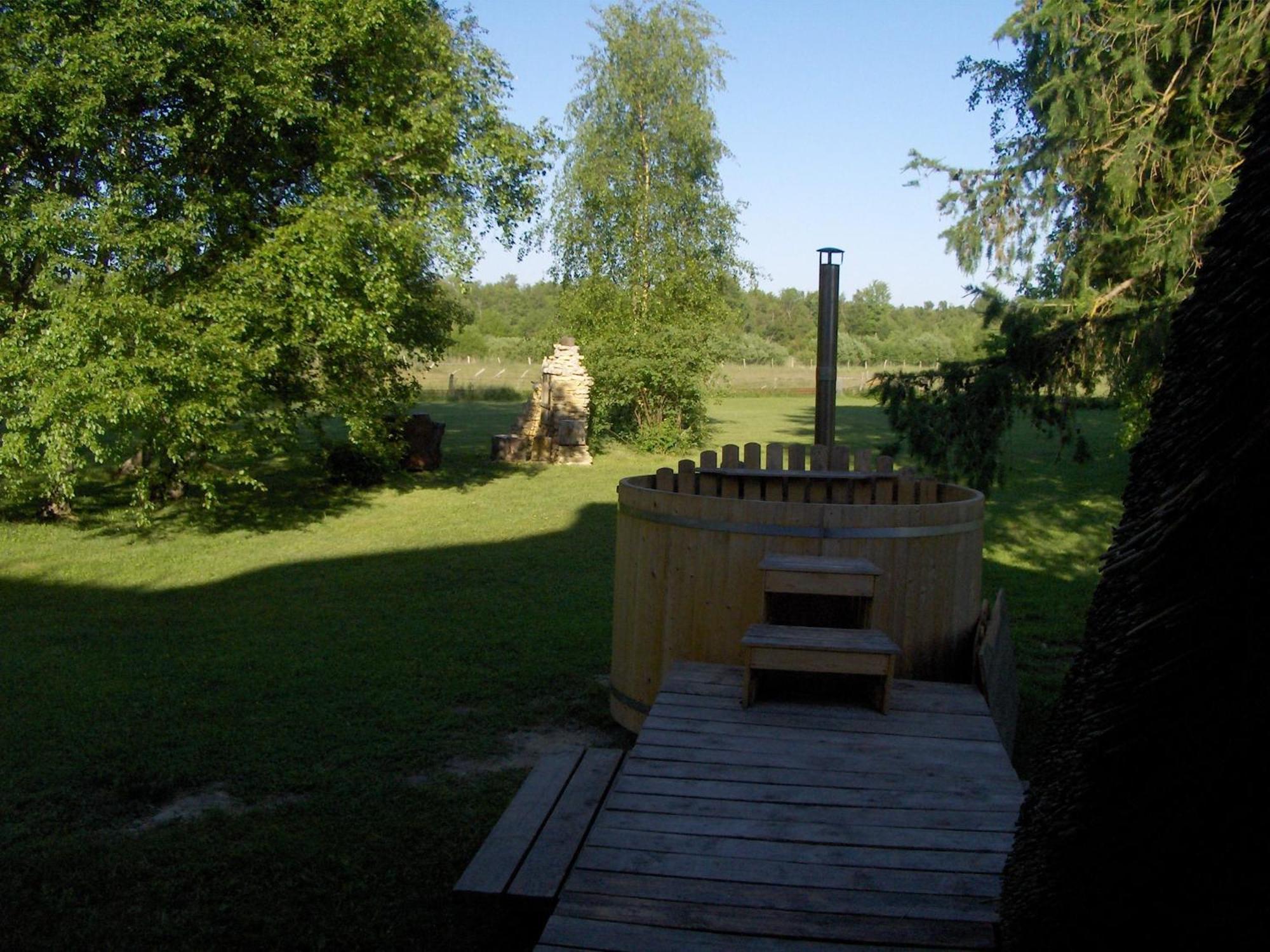 Отель Toomalouka Tourist Farm Экстерьер фото