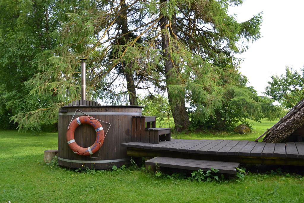 Отель Toomalouka Tourist Farm Экстерьер фото